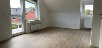 2 ZIMMER WOHNUNG • ERSTBEZUG • BALKON