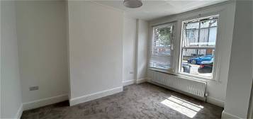Terraced house to rent in Tylecroft Road, London SW16