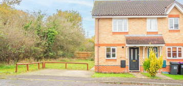 2 bedroom semi-detached house for sale