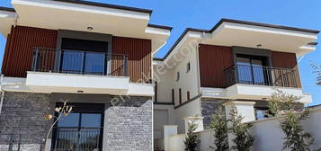 Mula Yenice'de 4+1 Satlk Villa