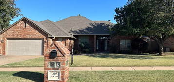 205 NW 160 St, Edmond, OK 73013