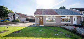 1 bedroom semi-detached bungalow for sale