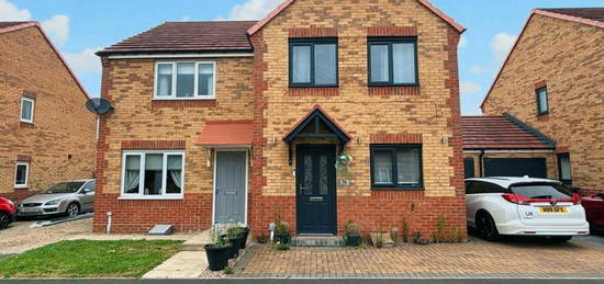 3 bedroom semi-detached house