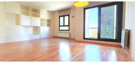 Piso en venta en Eixample Sud – Migdia