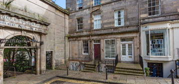 Flat to rent in St Stephen Place, Stockbridge, Edinburgh EH3