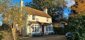 5 bedroom cottage for sale