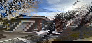 Casa En Alquiler A 3 Cuadras Del Parque H. Yrigoyen - Barrio Sat