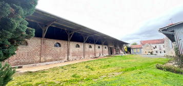 SAINTE GENEVIEVE CORPS DE FERME MAISON DEPENDANCES GRANGE PRÉAU GARAGE JARDIN