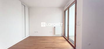 Appartement  à louer, 5 pièces, 4 chambres, 95 m²