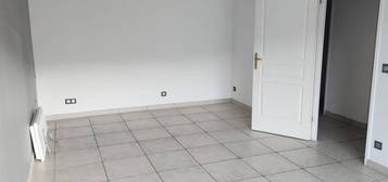 Appartement  à louer, 3 pièces, 2 chambres, 64 m²