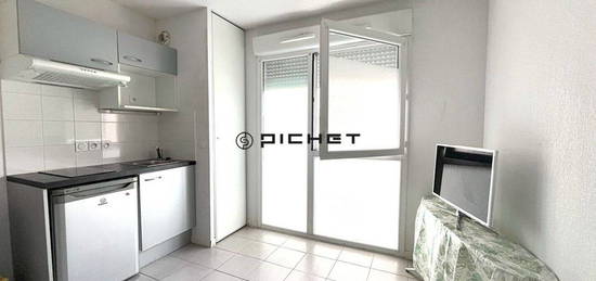 Studio 1 pièce 21 m²