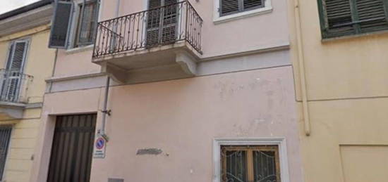 Quadrilocale all'asta in via Mottarone, 10