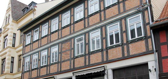 Helle 57 m²-2-Raum-2-Zi.-Wohnung, 1. OG, Balkon, Altbau, Innenstadt, K17