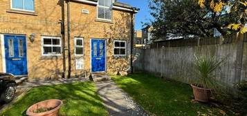 2 bedroom end of terrace house