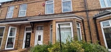 Terraced house to rent in Mayville Avenue, Scarborough YO12