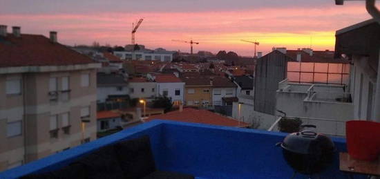 Arrendamento de Penthouse  na rua de Martim Moniz, 365