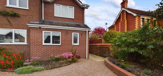 2 bedroom semi-detached house