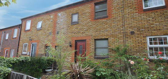 2 bed terraced house for sale