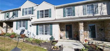 523 S New St, Nazareth, PA 18064