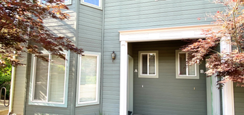 1519 Hollyhock Dr Unit C, Medford, OR 97504