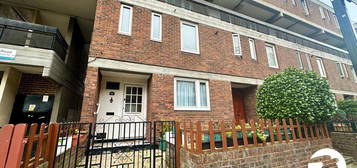 3 bedroom flat for sale