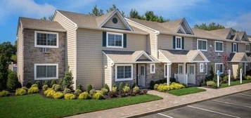 78 Plad Blvd Unit 78, Holtsville, NY 11742