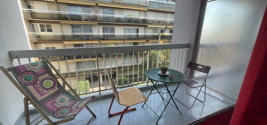 Vends studio de 17,5m2 avec balcon de 5m2