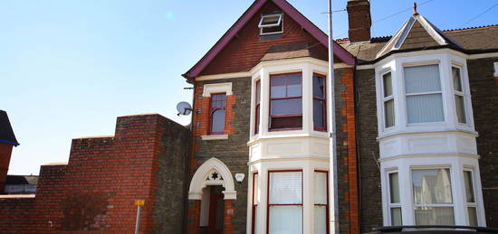 Flat to rent in Pen-Y-Wain Road, Roath, Cardiff CF24