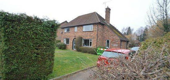 4 bedroom detached house