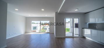 Apartamento Duplex T2+1 Novo nas Paivas - Seixal com Box