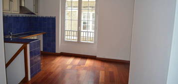 Triplex  à louer, 2 pièces, 1 chambre, 36 m²