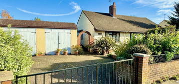 2 bed bungalow for sale