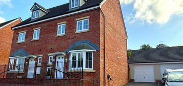 4 bedroom semi-detached house for sale