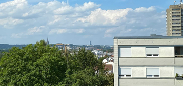 Große 4,5-Raum-Wohnung mit Loggia und Münsterblick in Neu-Ulm, Provisionsfrei