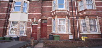 5 bedroom terraced house