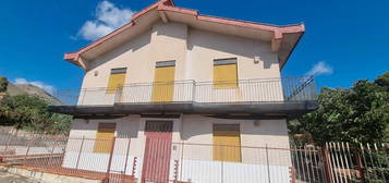 Ref.1827298 APPARTAMENTO IN VILLA INDIPENDENTE