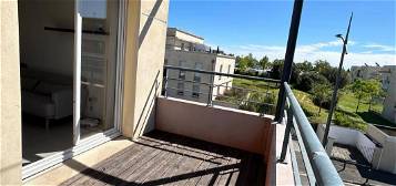 Toulouse - Appartement avec Grand Balcon et Place de Parking en Sous-sol