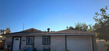 13944 Hartland St, Van Nuys, CA 91405