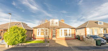 4 bed detached house for sale