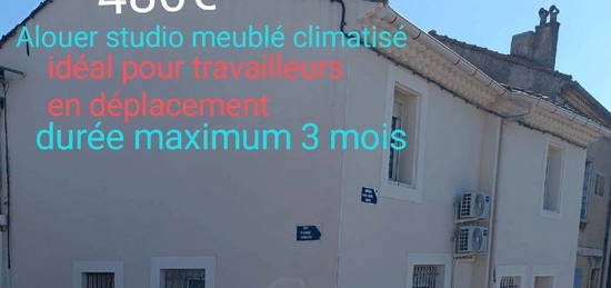 Location studio meublé climatisé Maxi 3mois idéal pour travailleurs en déplacement