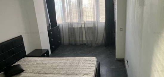 Apartament 3 camere pe Quinet la etajul 2, 54 mp, parcare