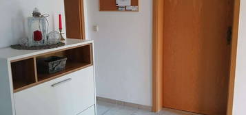 Freundliche 3-Zimmer-Wohnung mit Balkon in Holzheim/Eppisburg