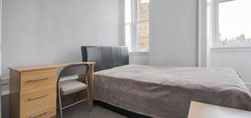 8 bed shared accommodation to rent