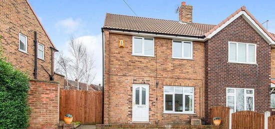 3 bedroom semi-detached house to rent