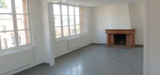 Appartement lumineux 3 chambres à VALENCIENNES