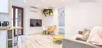 Apartamento de alquiler en Universidad - Malasaña