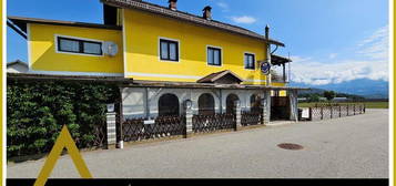 Gasthaus mit Biergartenmöglichkeit und Zimmer