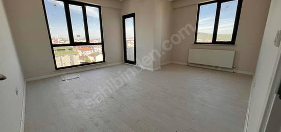 SULTANBEYLİ ORHANGAZİ MAHALLESİ 160 M2 5+1 ÜST DUBLEKS