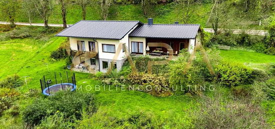 Familienhaus mit Blick auf die Berge, den See und das Bistum Gurk-Großer Garten sucht grünen Daumen