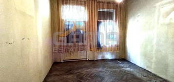 Apartament la casa | 1 camera in Centrul Aradului